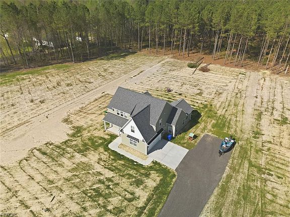 3rd image of 5055 Mineral Spring Rd