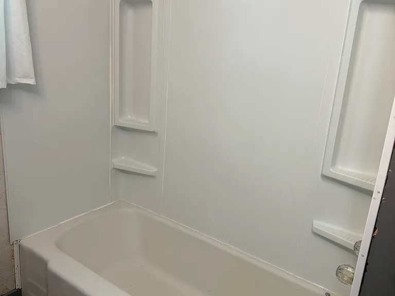 215 N Canada St — Photo 11