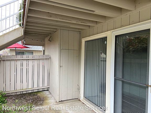 2nd image of 420 E Sunset Way #8299483