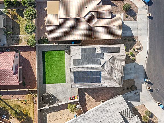 4th image of 21541 W HOPI Street