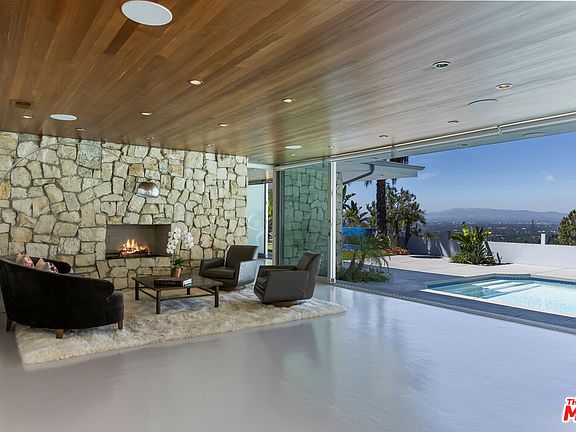2nd image of 7979 Mulholland Dr