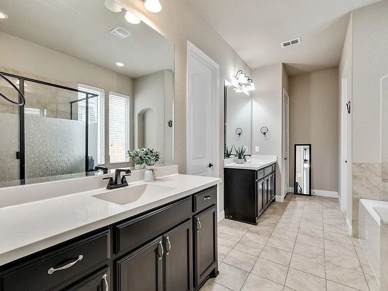 7148 Chelsea Dr — Photo 12