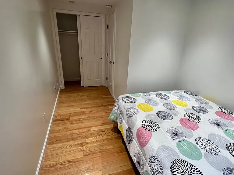 216 E 36th St #8F — Photo 11