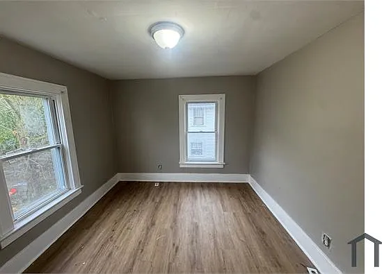 930 W 18th St — Photo 26