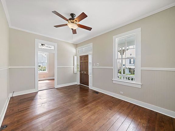 4th image of 1401 Avenue L