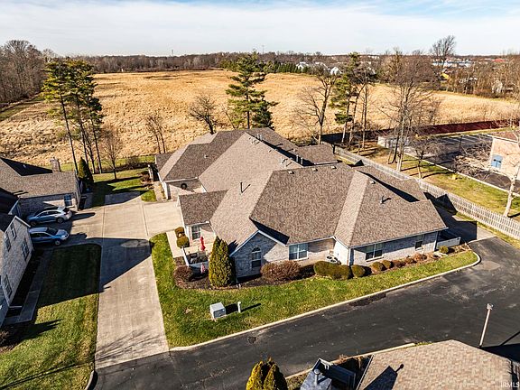 3rd image of 3039 W Applewood Ct