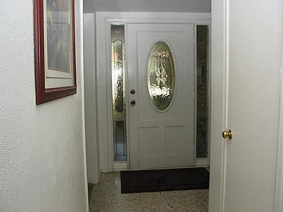 3rd image of 1507 Glen Valley Dr