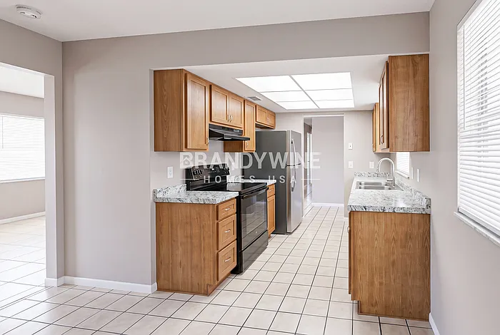 6433 Sardina Blvd — Photo 6