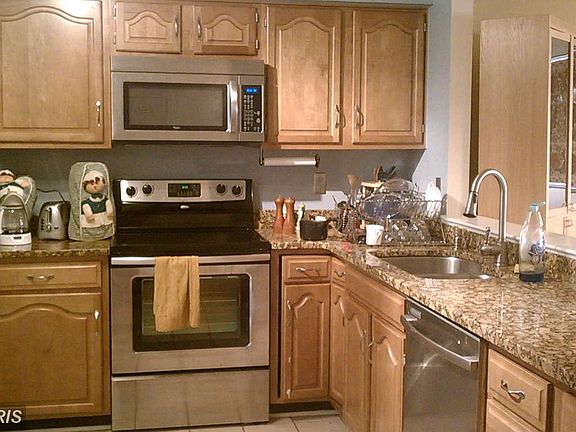 5th image of 5705 Mayfair Manor Dr #86