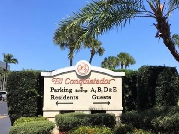 6124 43rd St W APT 303A, Bradenton, FL 34210