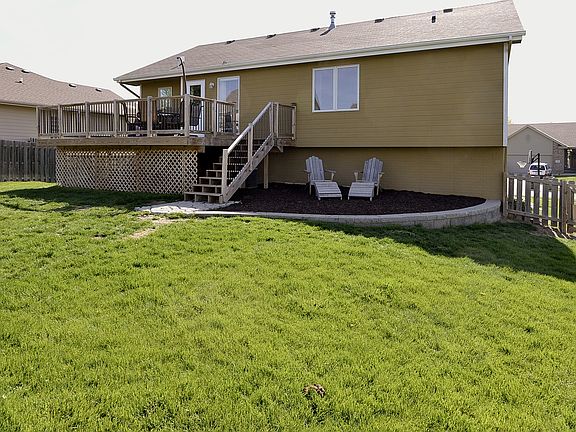 4th image of 21434 Parkview Dr
