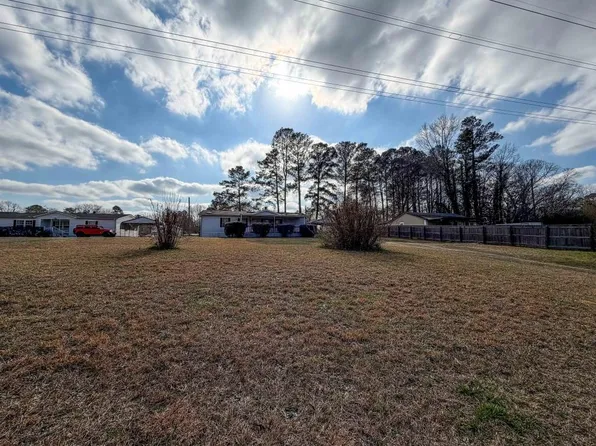 5503 Allatoona Gtwy, Acworth, GA 30102