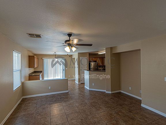 3rd image of 2035 W Gold Dust Ave