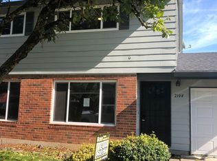 2104 SW Wright Ct, Troutdale, OR 97060