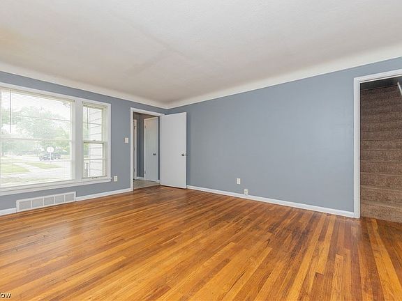 4th image of 4022 Herold Rd