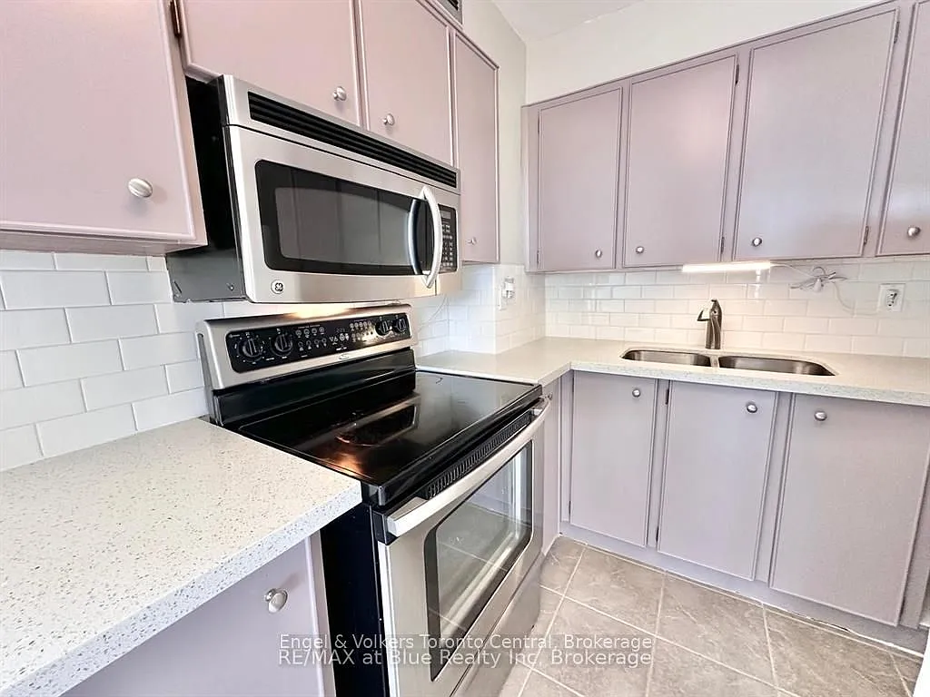 3 bed, $2,600 — Photo 3