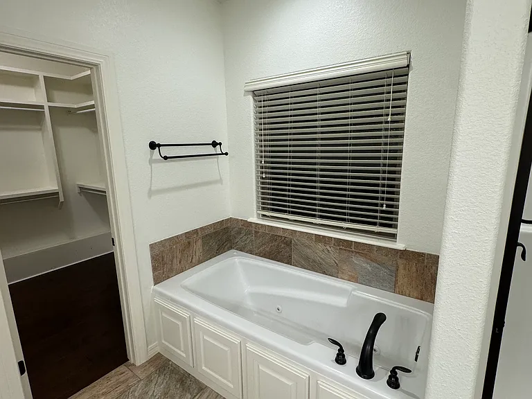 4279 W Water Lilly Ct — Photo 18