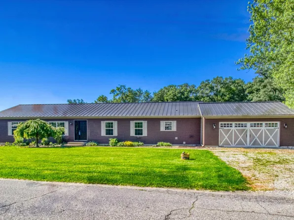 7693 W Beachwood Ave, Warsaw, IN 46582