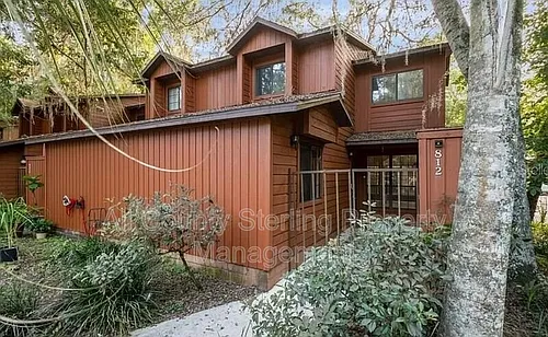 812 SW 55th Ter Photo 1 812 SW 55th Ter Photo 1