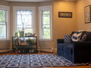 7 Oriole St, West Roxbury, MA 02132