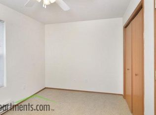 2541 W Springfield Ave APT 5, Champaign, IL 61821