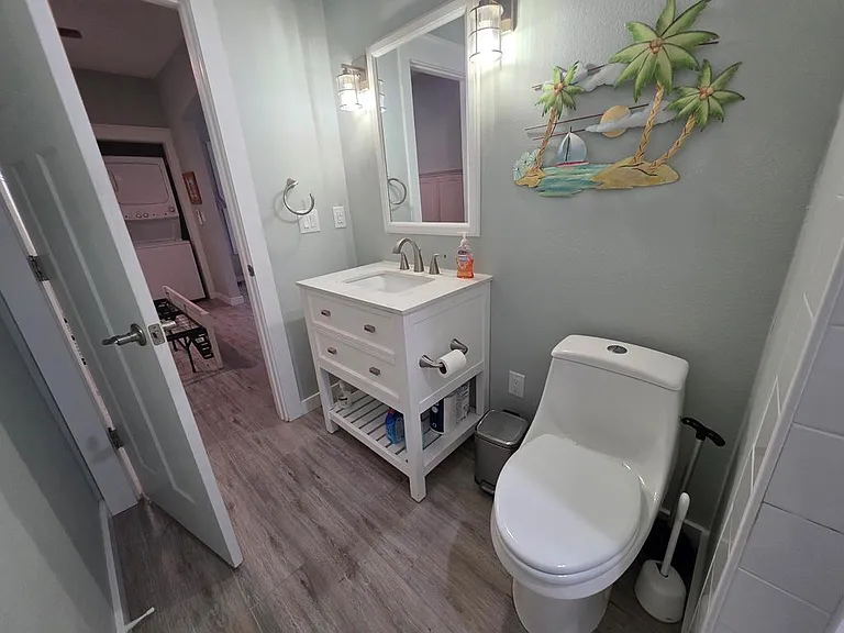 1123 E Cedar St #A — Photo 13