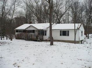 19 W Hill Dr, Canfield, OH 44406