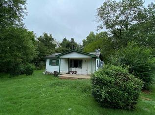 11537 Rogues Rd, Midland, VA 22728