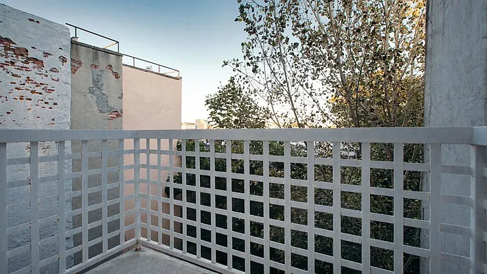 Rented by Nooklyn NYC LLC | media 39