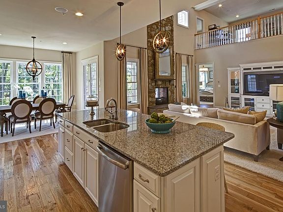 5th image of 39084 Crows Nest Ln #87