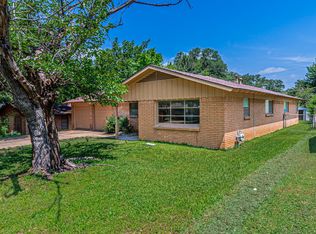 6921 Greenlee St, Fort Worth, TX 76112