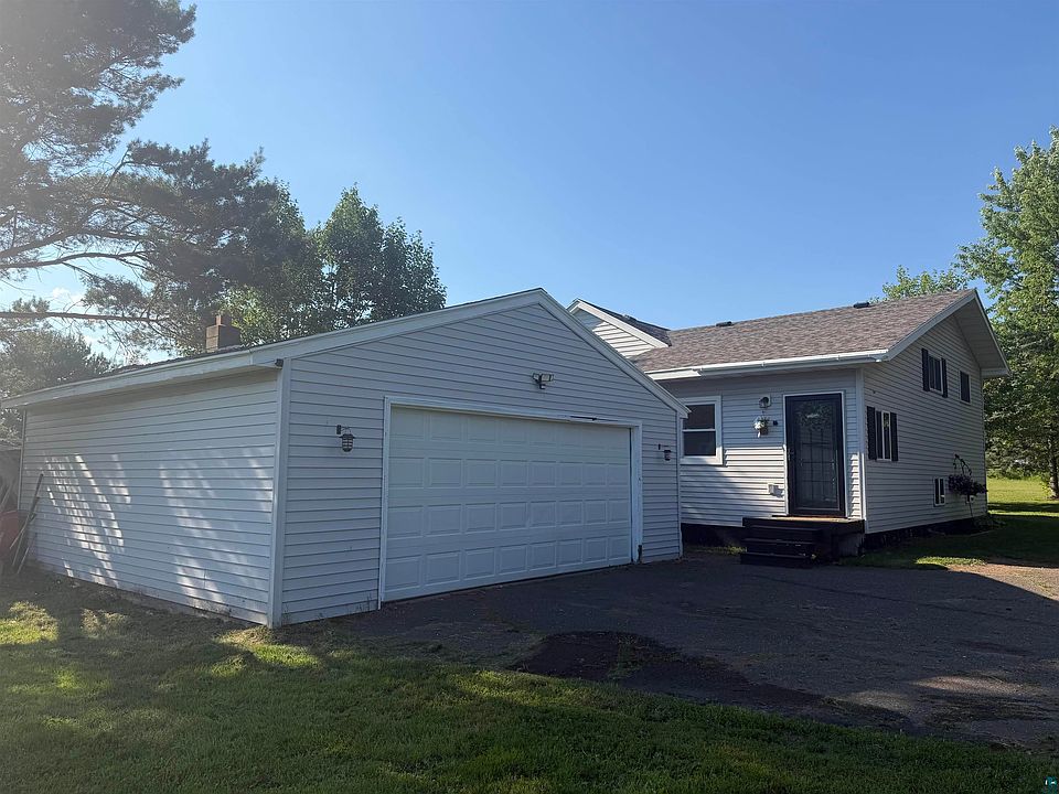 1st image of 223 Hill Rd