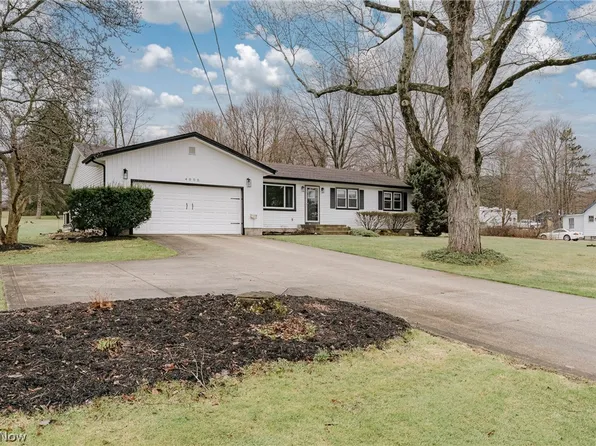 4000 Reimer Rd, Barberton, OH 44203