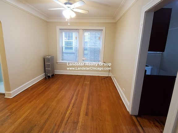 2nd image of 1914 W Morse Ave APT 2S