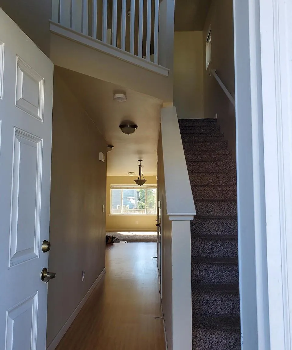 3 bed, 2.5 bath, 1531 sqft, $2,695 — Photo 4