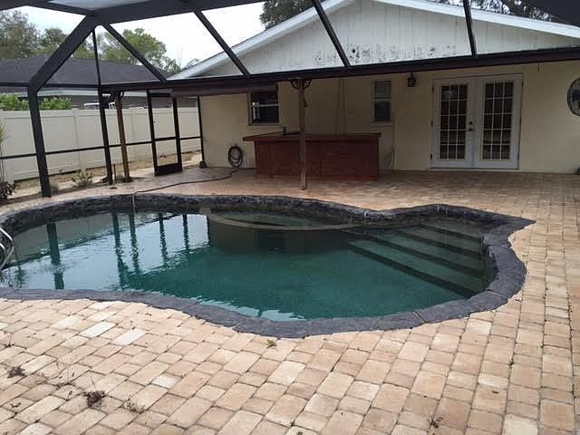 2nd image of 504 Park Dr
