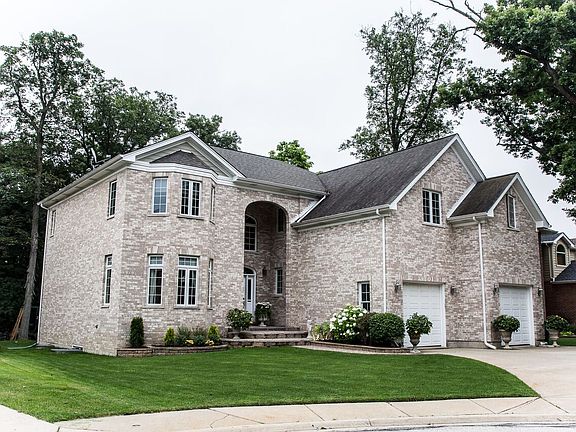 2nd image of 1575 N Haven Dr