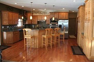 3rd image of 9591 Royal Wood Dr