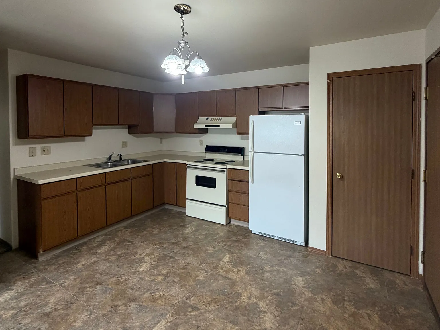 1349 Rockwell Road — Photo 4