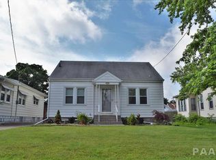 1928 W Clarke Ave, West Peoria, IL