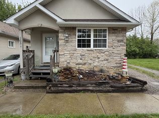 165 E 316th St, Eastlake, OH 44095