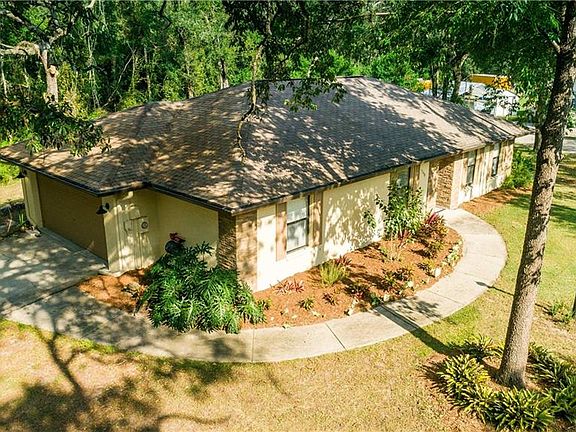 4th image of 33535 Westwood Dr