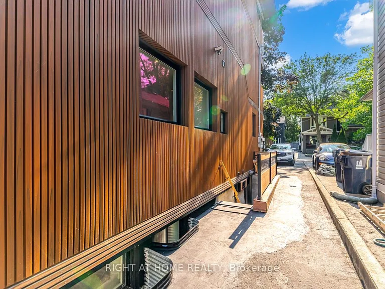 11C Condor Ave — Photo 2