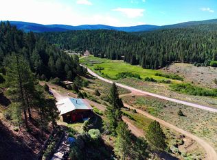 14 Los Clanes Rd, Taos, NM 87557