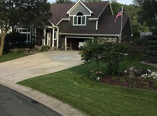 540 Eastwood Ct, Eagan, MN 55123