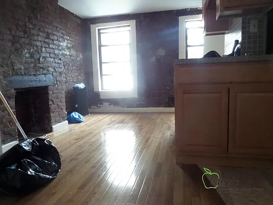 Rented by Bapple | media 17