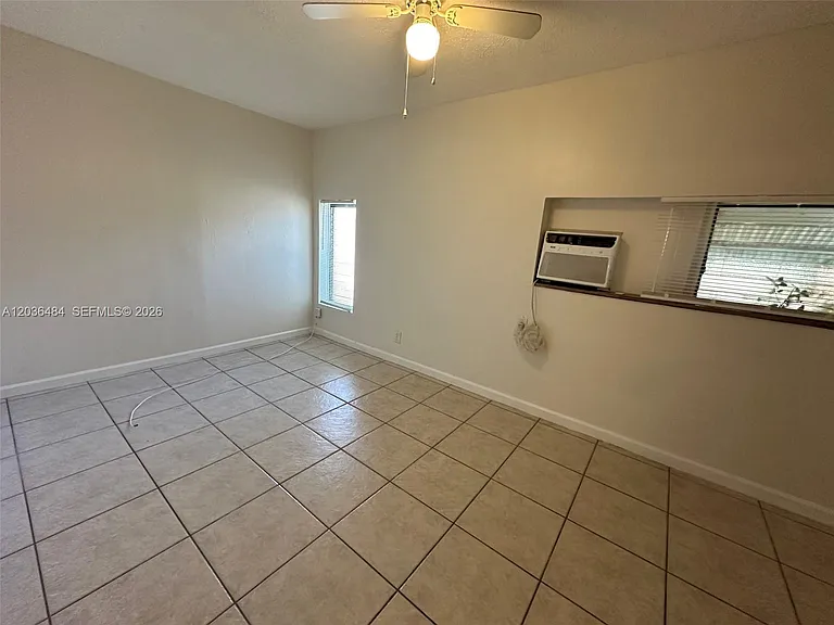 1245 NE 15th Ave #B — Photo 7