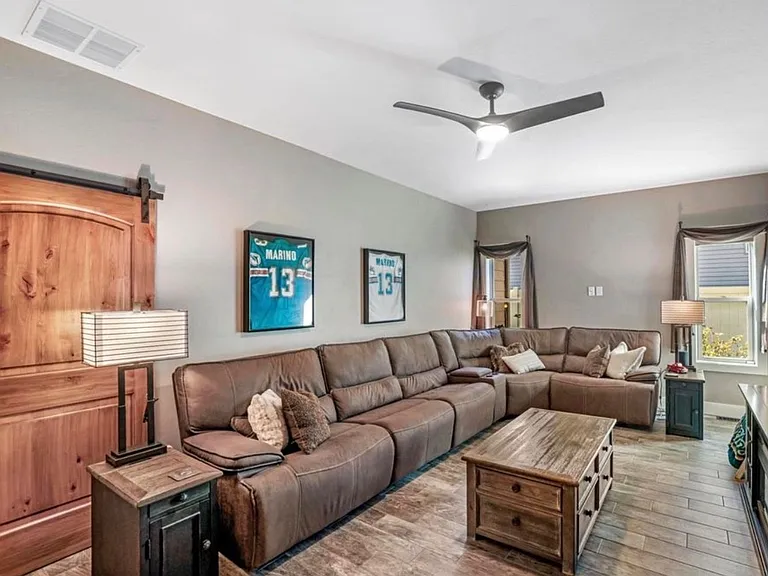 2043 Prospector Way — Photo 8