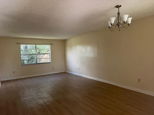 Floor plan 1 bedroom 1 bath