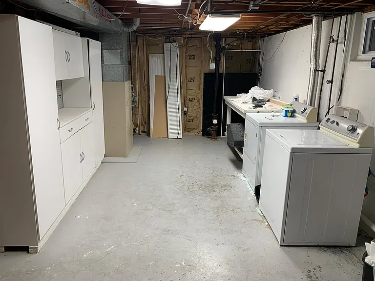 Laundry Room / Utility Room